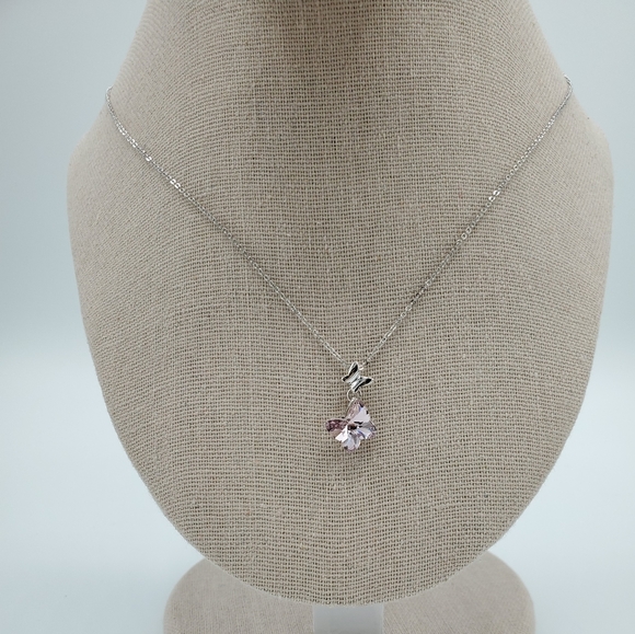 Swarovski Jewelry - Swarovski crystals floating butterflies necklace